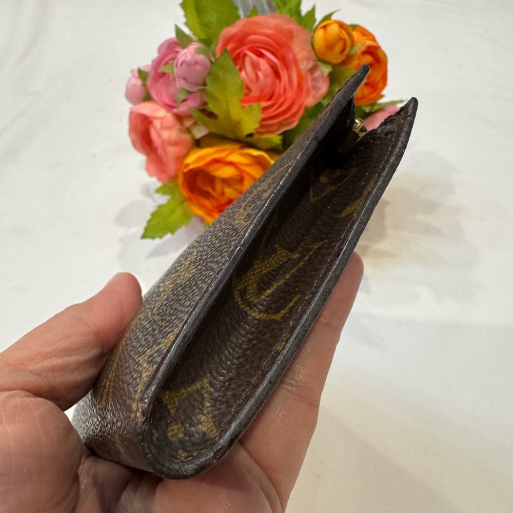 Louis Vuitton Monogram Canvas Brown & Gold Wristlet Clutch - Picture 4 of 9